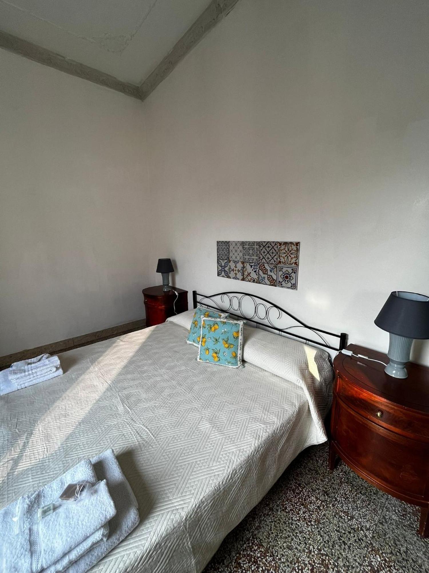 Mille Lire Peppe'S Home Palermo Exterior photo